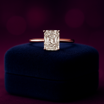 Radiant cut lab-grown solitaire diamond ring 1.01 (ctw)VS1 D 14k gold