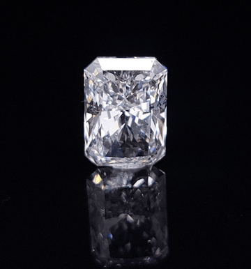 Radiant shape lab-grown diamond 1.52 ct E color VS1 clarity