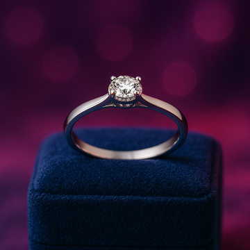 High class solitaire engagement ring 10k white gold