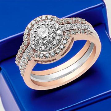 0.90 Carat (ctw)natural diamonds Halo Ring Bridal Set in 14k White & Rose Gold