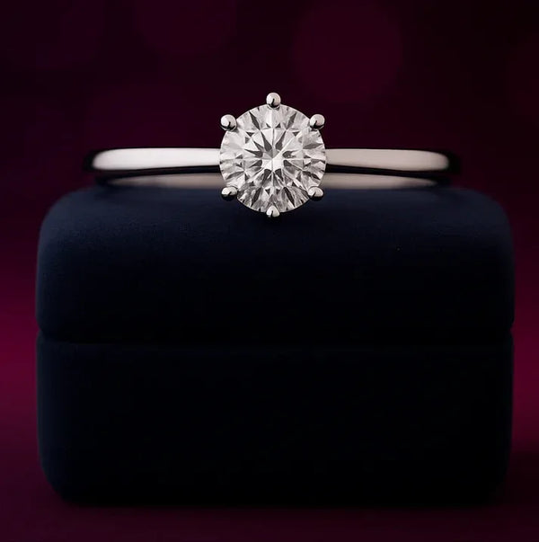 14k Solitaire Lab-Grown diamond ring 1.01 (ctw)
