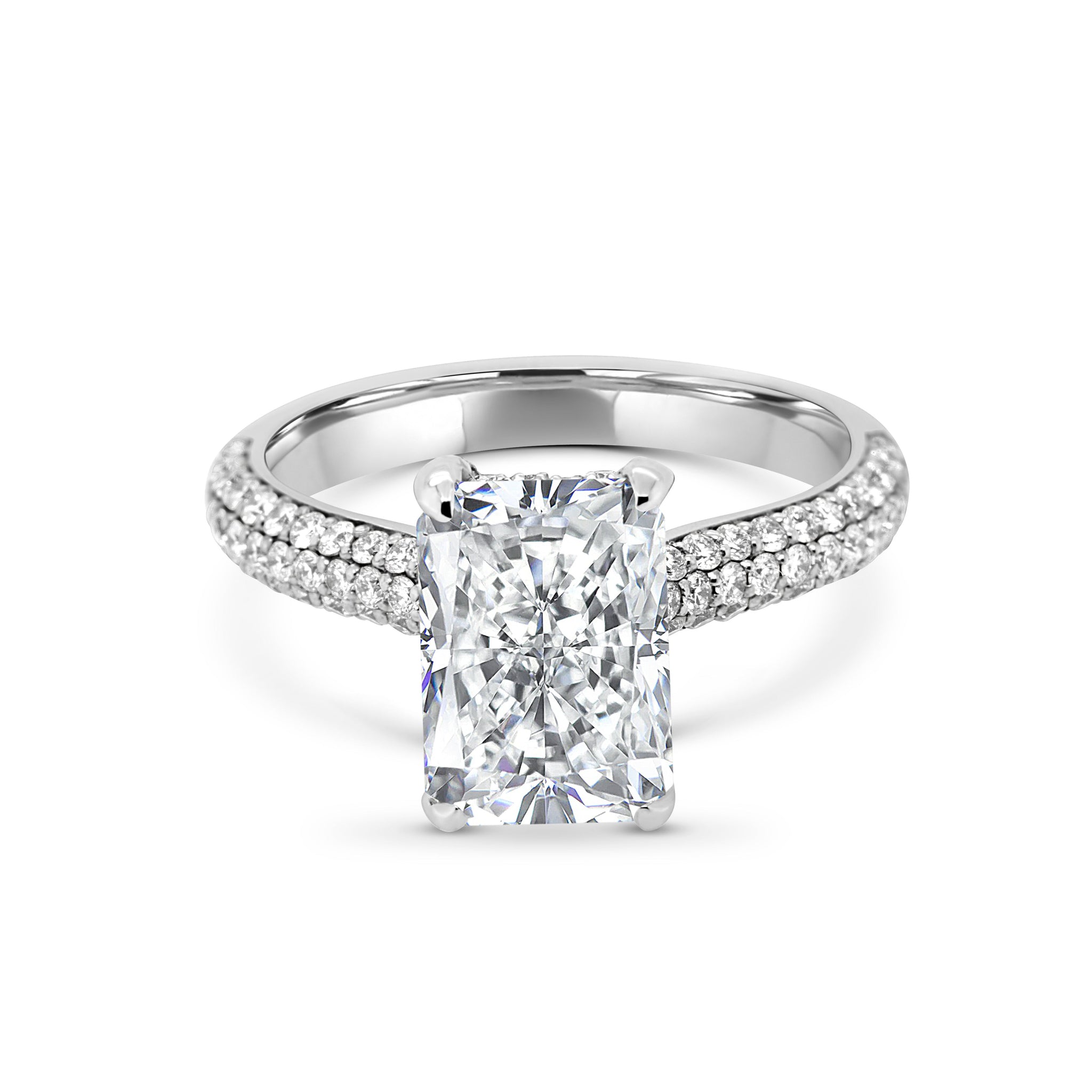 Diamant solitaire cultivé en laboratoire taille radiant 2,30 (ct) en or 14 carats 