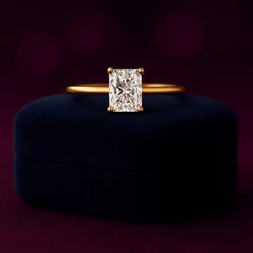 Radiant cut lab-grown solitaire diamond ring 1.01 (ctw)VS1 D 14k gold