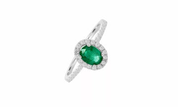 Emerald halo ring in 1.18 (ctw) in 14k white gold