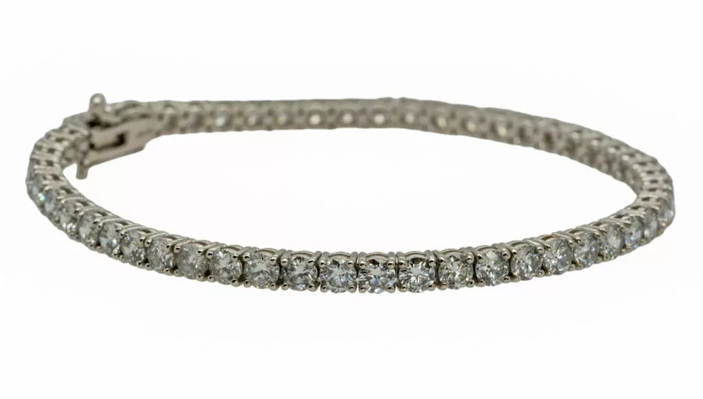 Bracelet tennis diamant synthétique 8,70 (ct) en or blanc 14 carats