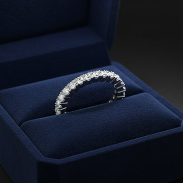 1.04 Carat (ctw) Charming Eternity Wedding band in 14k Gold