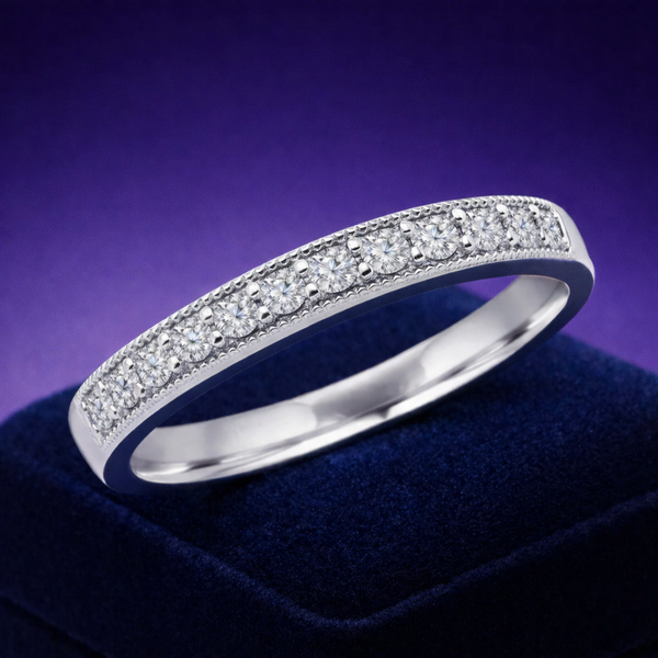 Gracious semi-eternity ring 0.20 (ctw) in 14k gold