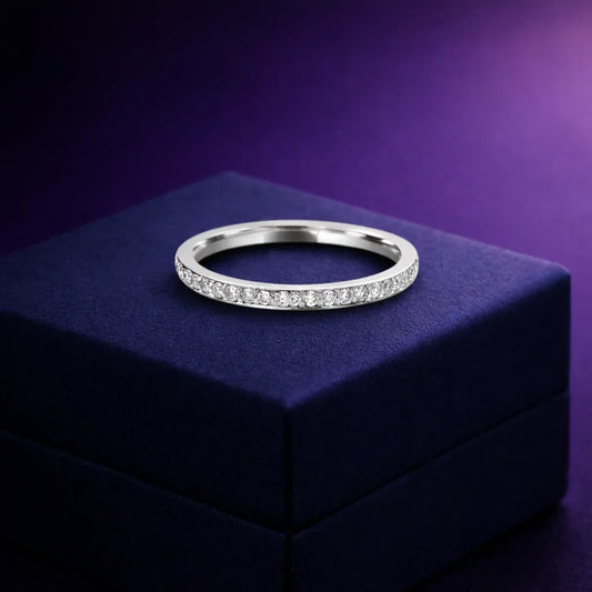 Delicate semi-eternity ring 0.24 (ctw) in 14k white gold - Global Diamond Montreal