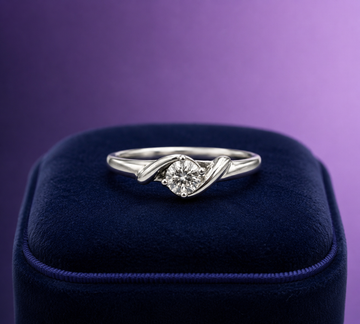 Shimmering round diamond solitaire promise ring in 14k white gold