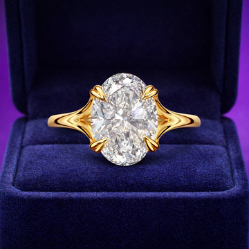 Bague solitaire diamant synthétique de taille ovale 1,54 (ct) en or 14 carats 