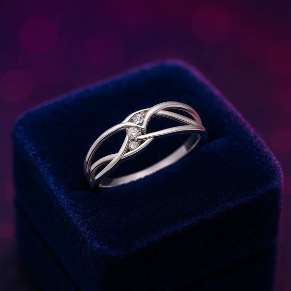 Charming promise ring in 10k rose gold