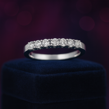 Jonc anniversaire diamant 7 pierres en or blanc
