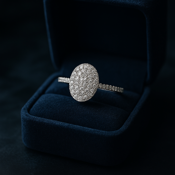 Bague en grappe de diamants halo scintillant 0,66 (ctw) or blanc 14 carats
