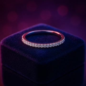 Bague semi-éternité délicate 0,24 (ctw) en or blanc 14 carats 