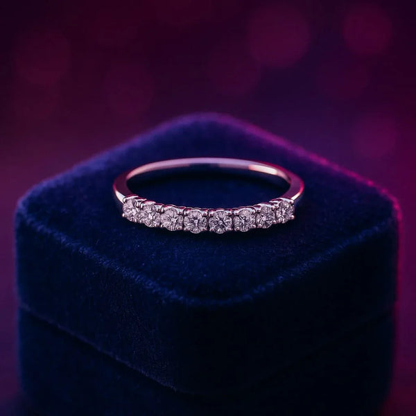 9 diamonds 0.18 carat semi eternity anniversary white gold ring