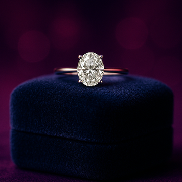 Bague solitaire diamant synthétique de taille ovale 1,54 (ct) en or 14 carats 