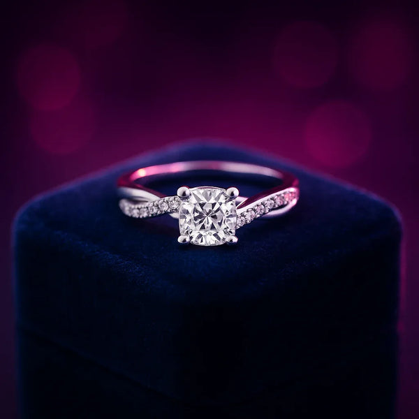 Twisted Solitaire diamond ring 0.74(ctw) in 14k gold